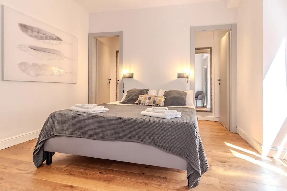 Blue Como Luxury Apt#3 Olaszország
